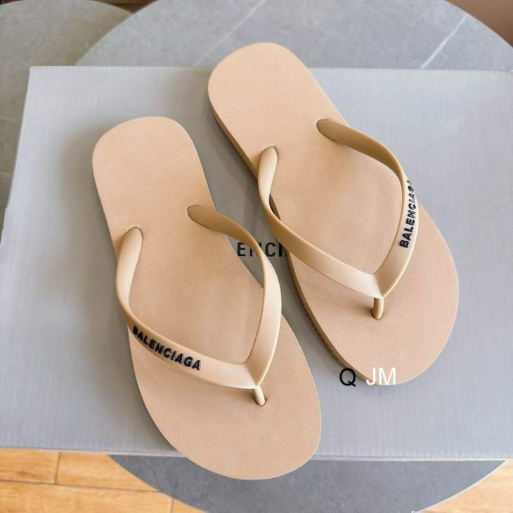 Picture of Balenciaga Slippers _SKUBALENCIAGEsz35-40JM03013397